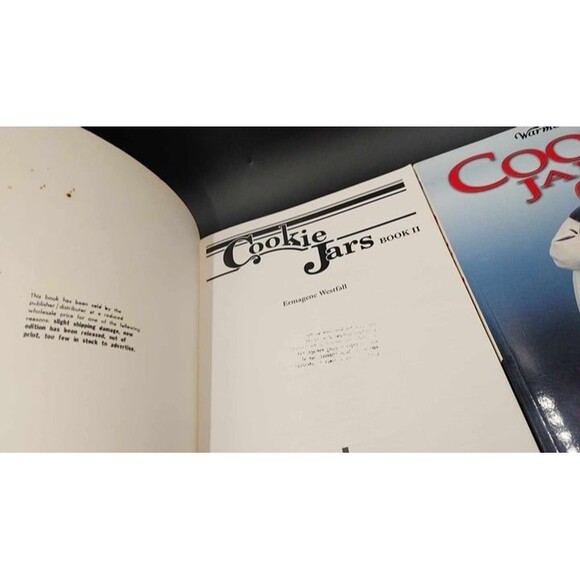 Cookie Jar Identification and Price Books Warmans & Collector Books Lot 2 - Picture 11 of 12